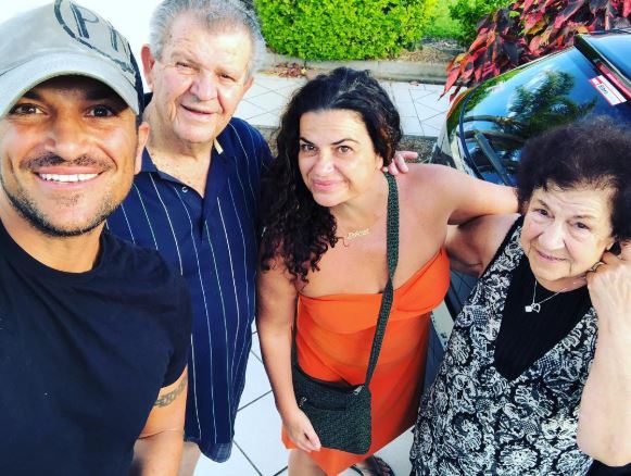 Peter Andre family, parents, sister