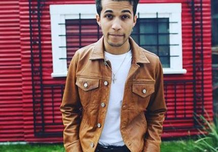 Jordan Fisher Engaged, Girlfriend, Age, Parents, Height
