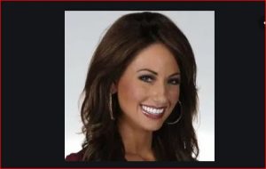 Holly Sonders bio, height, weight, net worth, salary, nationality ...