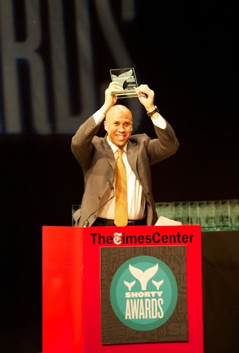 Cory Booker Wiki, Bio, Age, Wife, Ethnicity, and 2020 President Election 