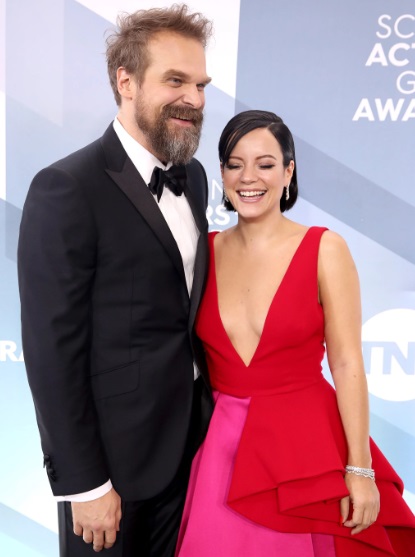 Lily Allen Wiki, Bio, Age, David Harbour, Miscarriage, Engaged and Rumors