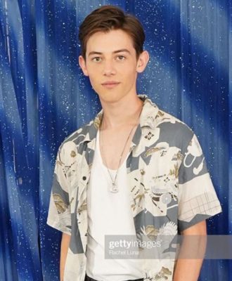 Griffin Gluck Bio, Age, Career, Girlfriend, Net Worth, Height, Social Media