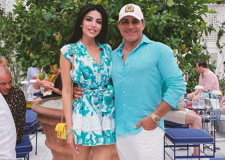Manny and his wife, Leyla Milani Khoshbin, are 11 years apart in age.