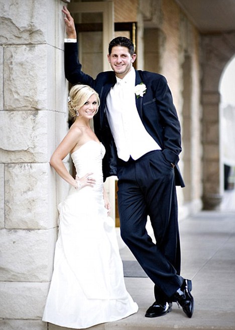 Dan Orlovsky along with his wife Tiffany during the wedding (Source: Daily Mail)
